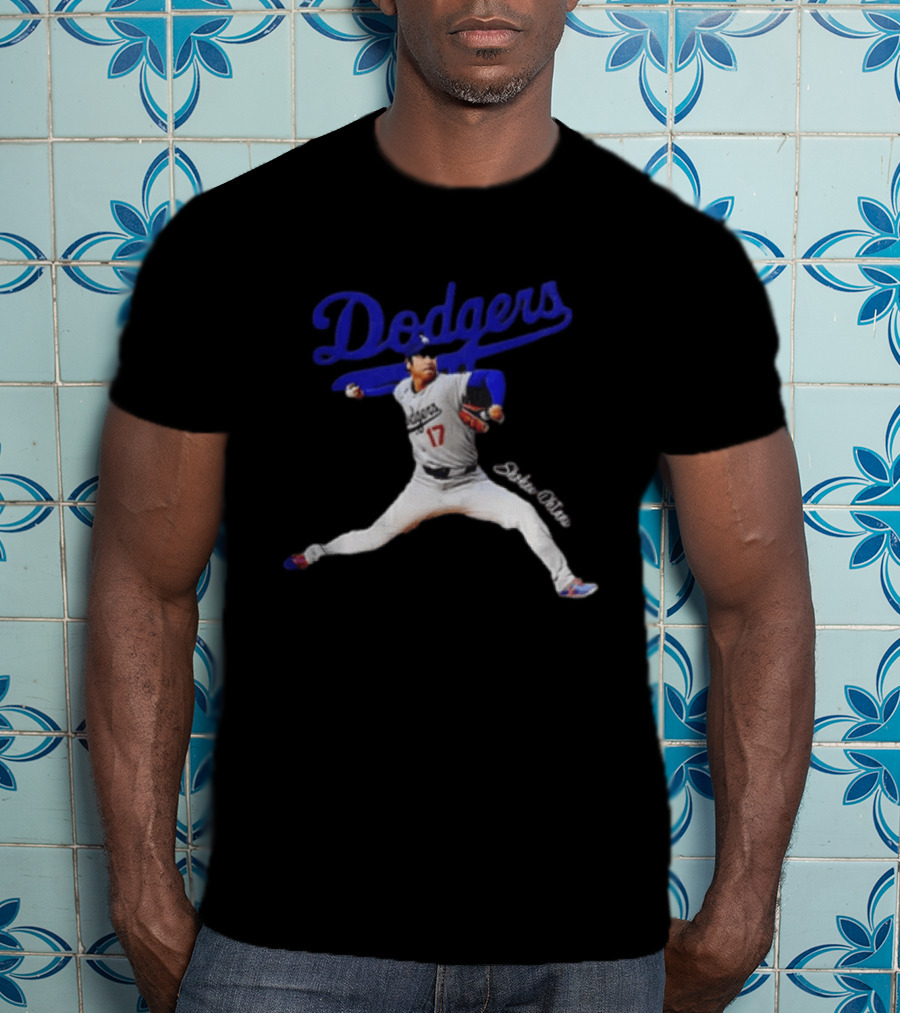 Dodgers Shohei Ohtani 17 Baseball Player Los Angeles T-Shirt