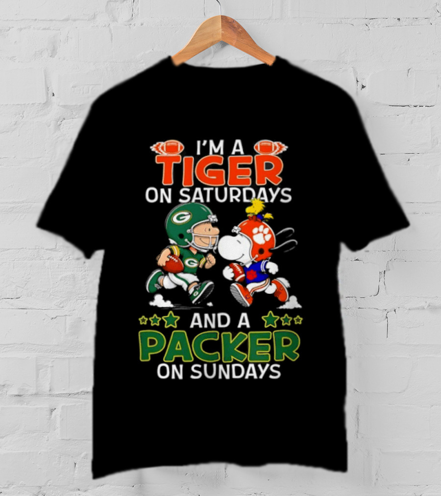 I'm A Tiger On Saturdays And A Packer On Sundays Charlie Brown Snoopy T-Shirt