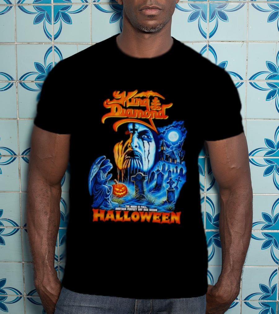 King Diamond The Moon Is Full Another Perfect Day Has Begun Halloween T-Shirt