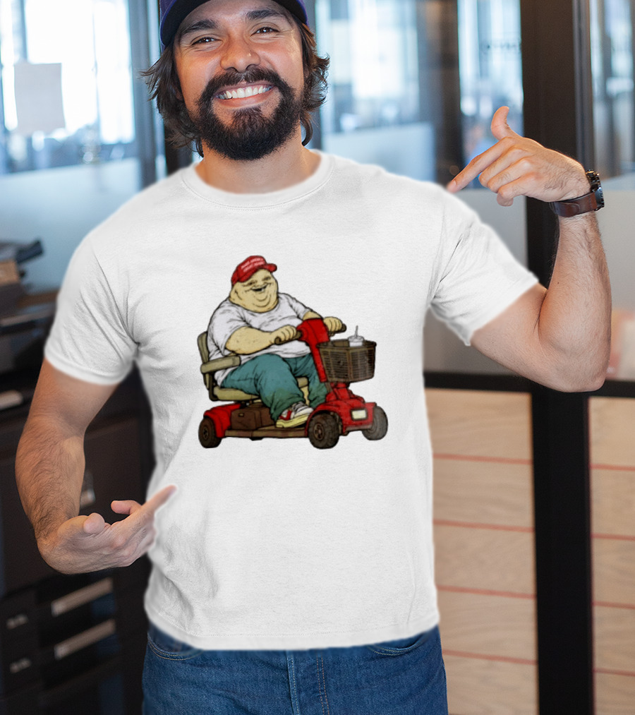 Magachud Scooter McGillicutty Kiss Cut Red Cap Plus Size Mobility T-Shirt
