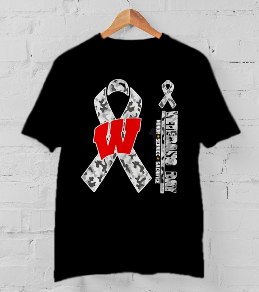 Wisconsin Badgers 2026 Veterans Day Camouflage Ribbon Honor Service Sacrifice T-Shirt