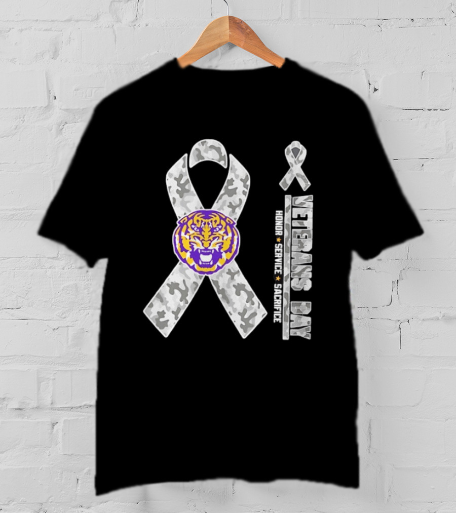 LSU Tigers Veterans Day 2026 Camouflage Ribbon Honor Service Sacrifice T-Shirt