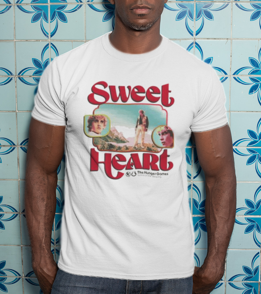 Lions Gate Store The Hunger Games Sunrise On The Reaping Sweetheart Vintage Style Scene T-Shirt