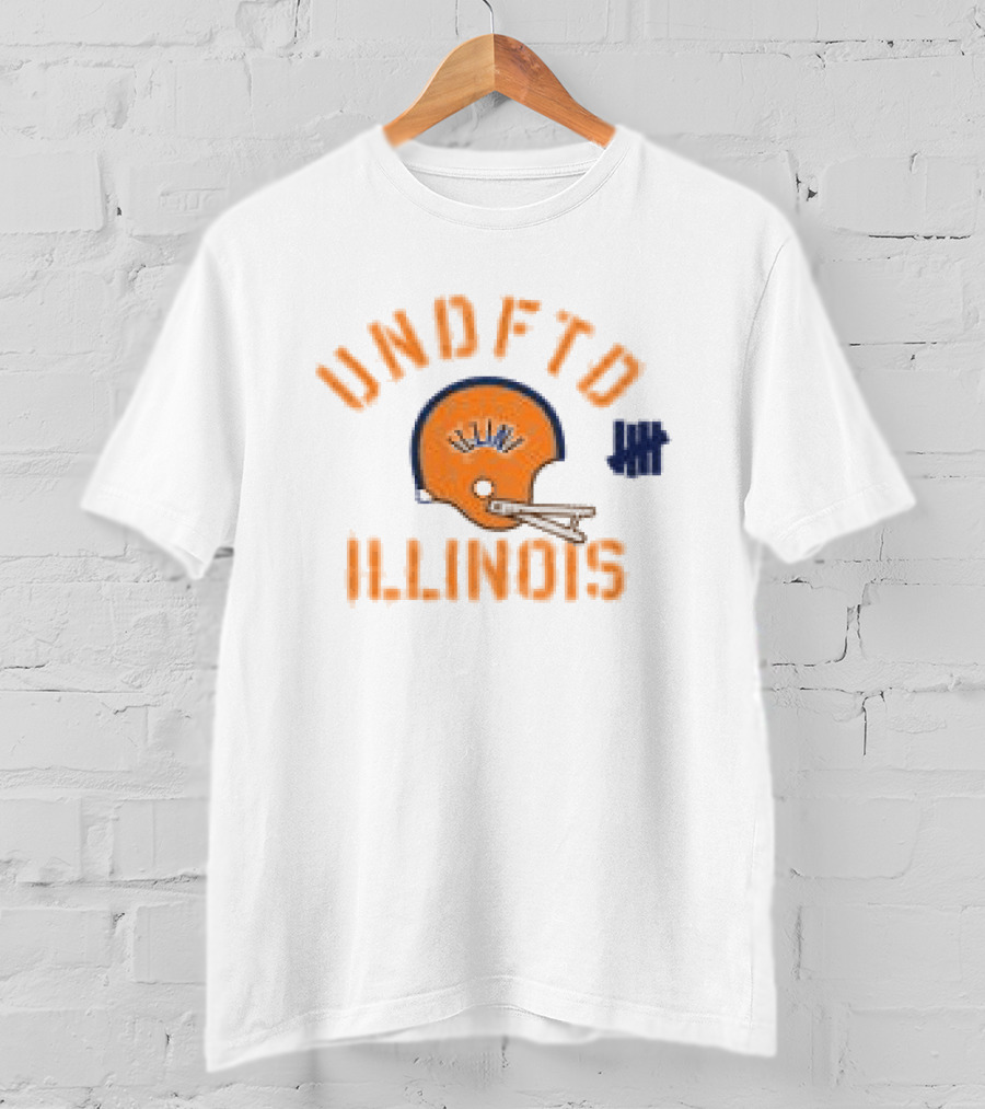 Undefeated Illinois Vintage Football Helmet And Stars T-Shirt