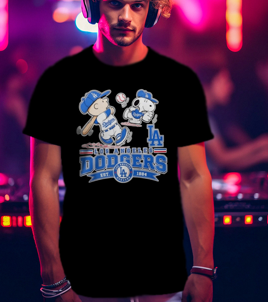 Peanuts Charlie Brown Snoopy Los Angeles Dodgers Baseball Est 1884 T-Shirt