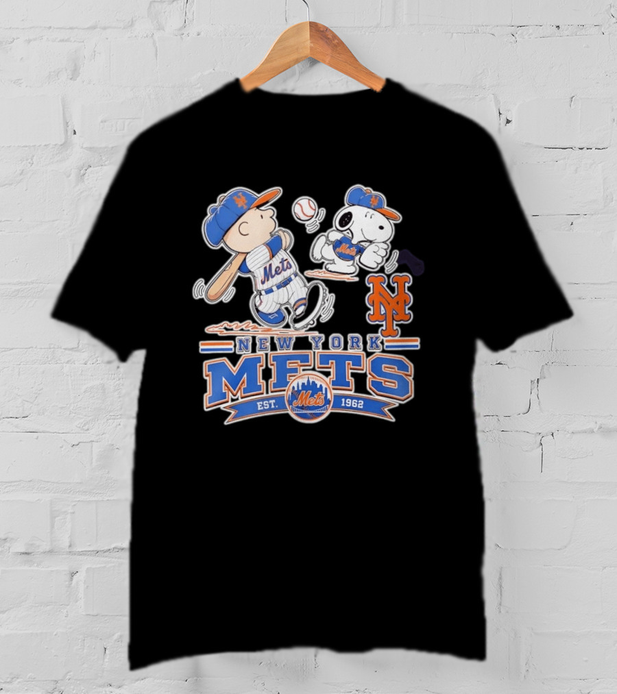 Charlie Brown Snoopy New York Mets Baseball Est 1962 T-Shirt