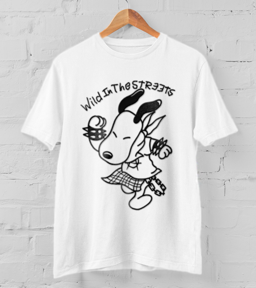 Snoopy Wild In The Streets Cartoon Dog Spiked Wristbands Plaid T-Shirt
