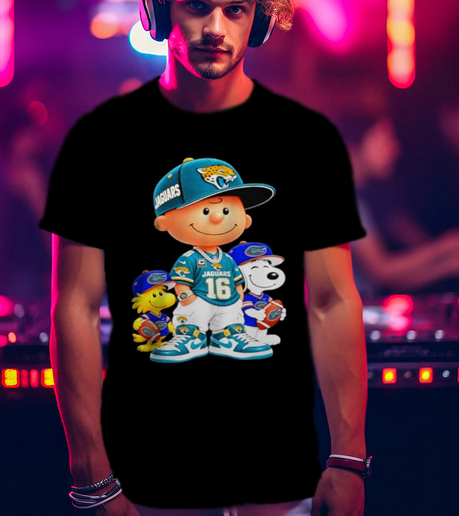 Charlie Brown With Snoopy And Woodstock Jacksonville Jaguars 16 Jersey Peanuts Football Fan Gear T-Shirt