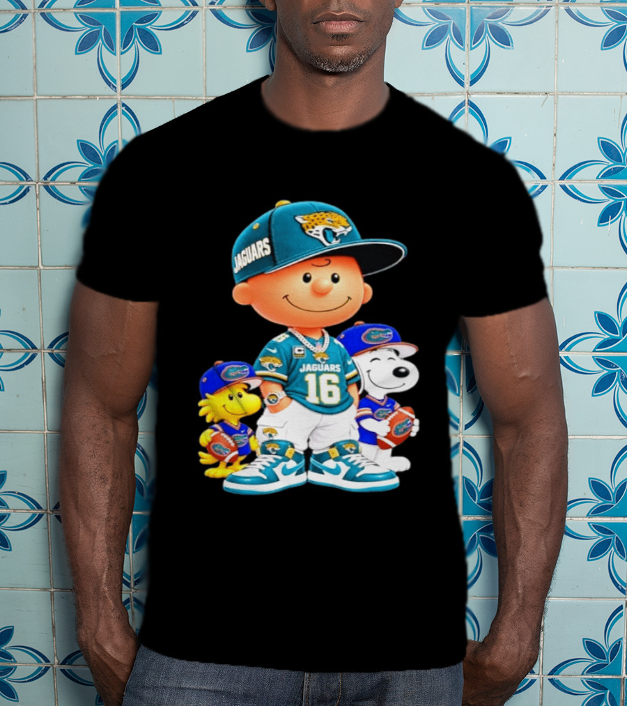 Charlie Brown With Snoopy And Woodstock Jacksonville Jaguars 16 Jersey Peanuts Football Fan Gear T-Shirt