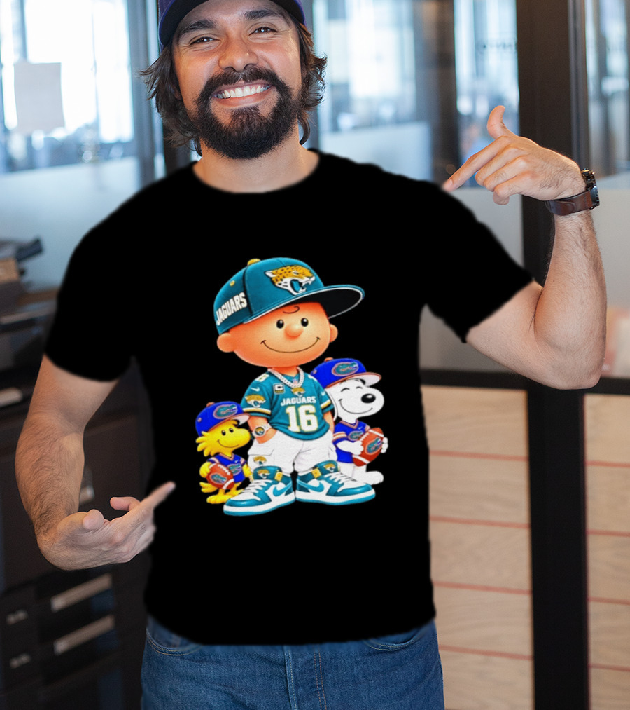 Charlie Brown With Snoopy And Woodstock Jacksonville Jaguars 16 Jersey Peanuts Football Fan Gear T-Shirt