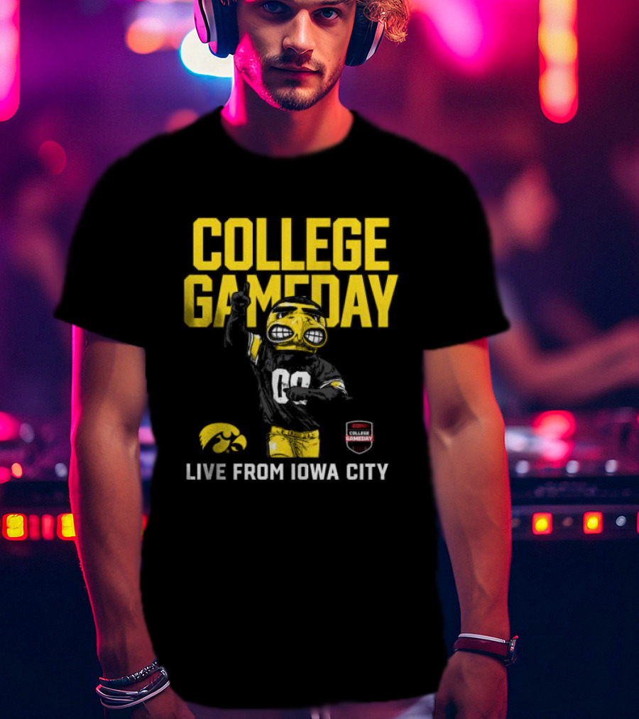 College Gameday Iowa City Iowa Hawkeyes Live Event Crewneck ESPN T-Shirt