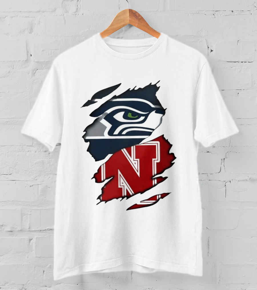 Seattle Seahawks And Nebraska Cornhuskers Split Torn Fabric Blend T-Shirt