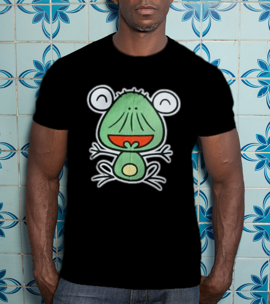 Brooklyn Museum Store Beshi Caps Cartoon Green Frog T-Shirt