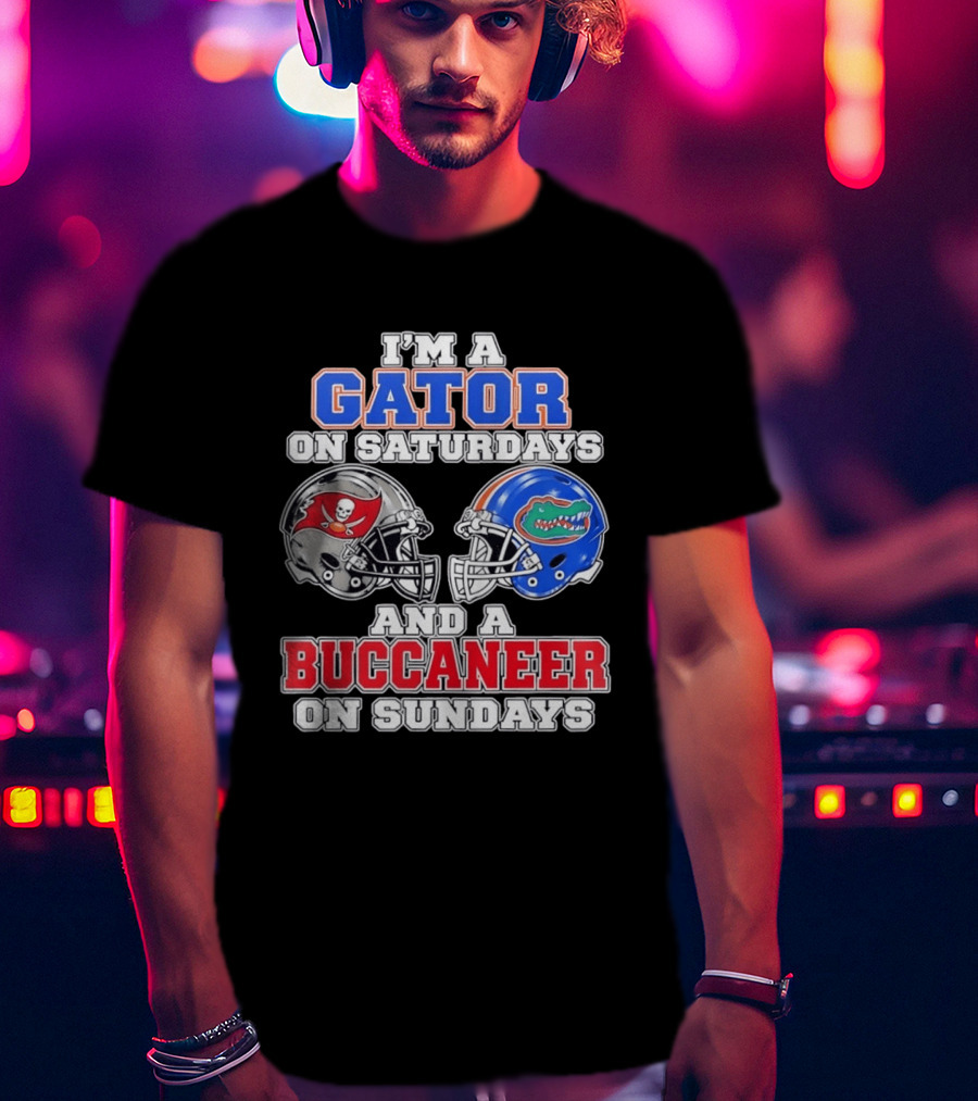I'm A Gator On Saturdays And A Buccaneer On Sundays Football Helmets T-Shirt