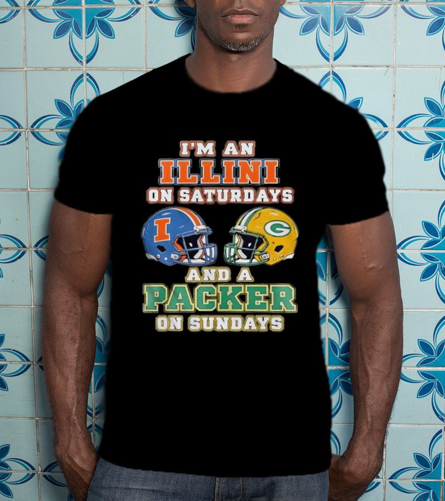 I'm An Illini On Saturdays And A Packers Fan On Sundays Football Helmets T-Shirt