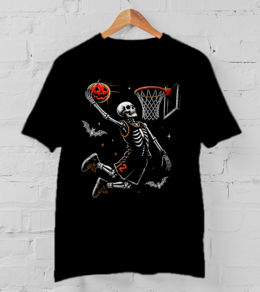 Halloween Skeleton Basketball Dunking Pumpkin Spooky Bats T-Shirt