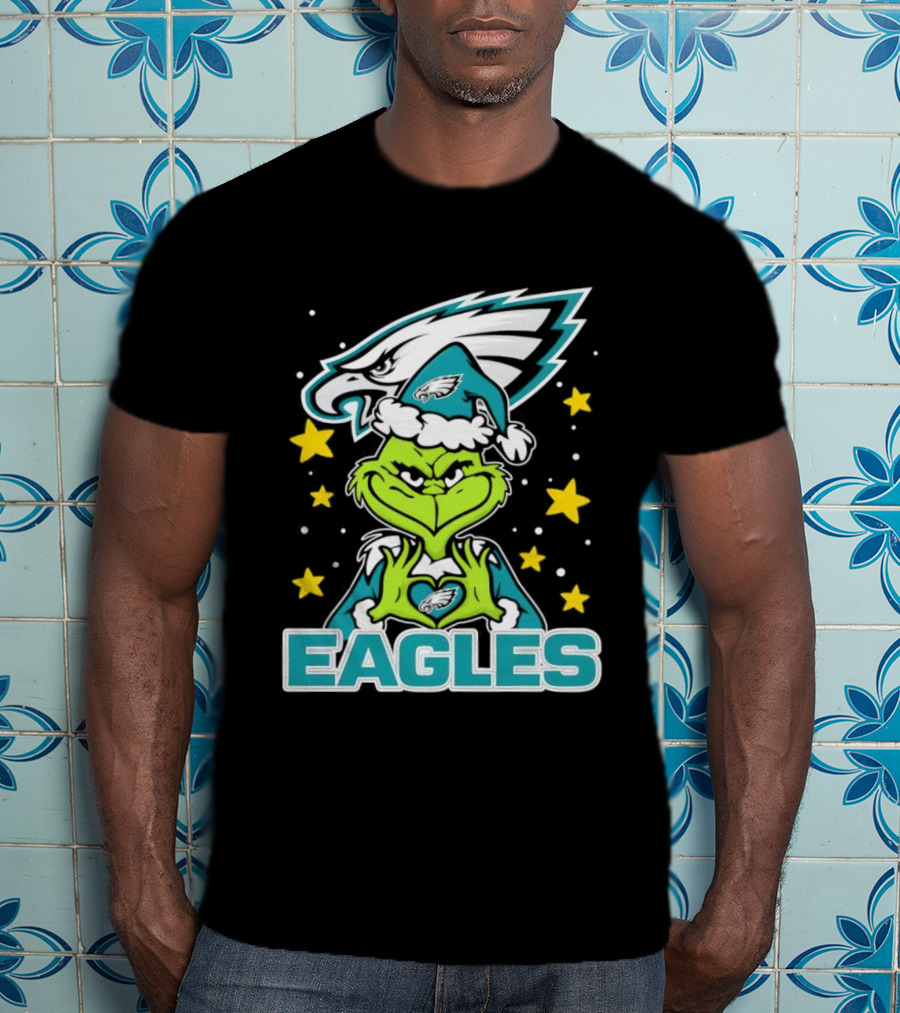 Philadelphia Eagles Christmas Grinch Heart Love T-Shirt