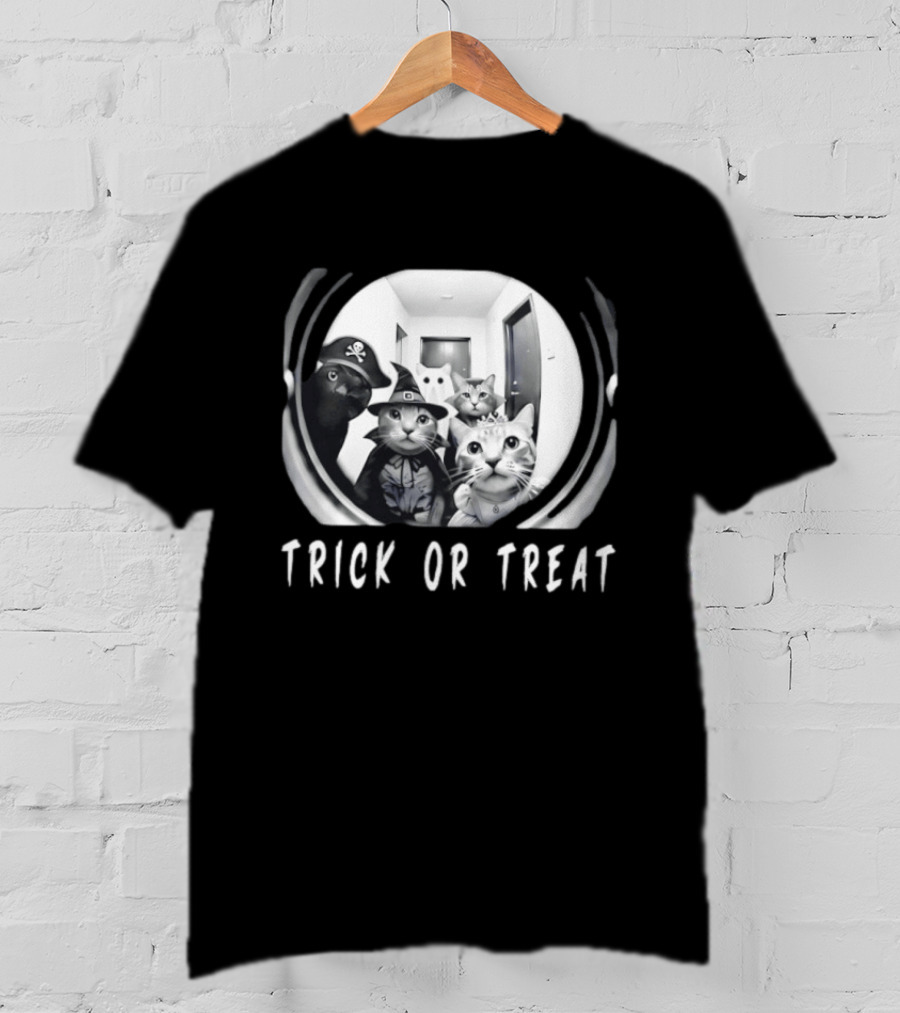 Trick Or Treat Cats Halloween 2026 T-Shirt