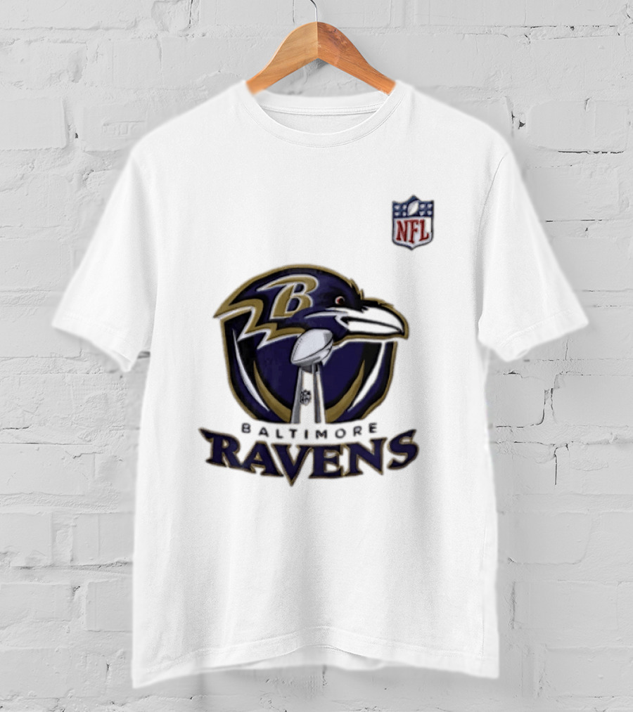 Baltimore Ravens Lamar Jackson 8 NFL Logo Ravens Football T-Shirt