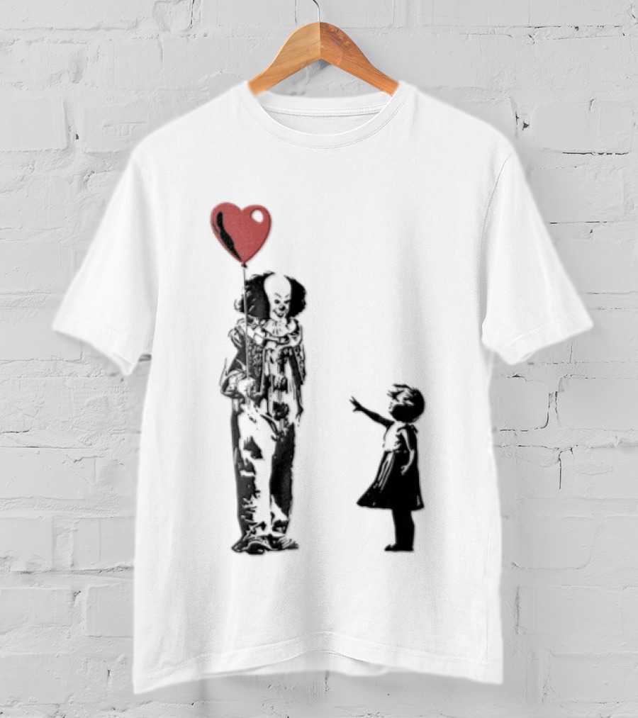 Pennywise Clown And Child With Red Heart Balloon T-Shirt