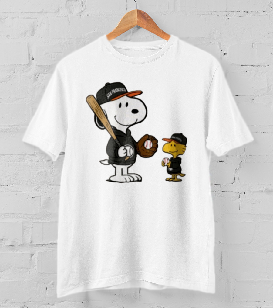 San Francisco Giants Snoopy Woodstock Baseball Caps Peanuts Characters T-Shirt