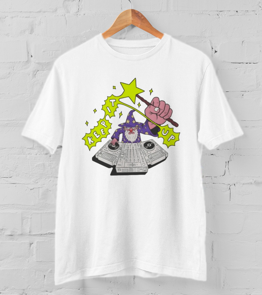 Wizard DJ Keep It Up Music Producer DJing Magic Spell Turntable Controller T-Shirt
