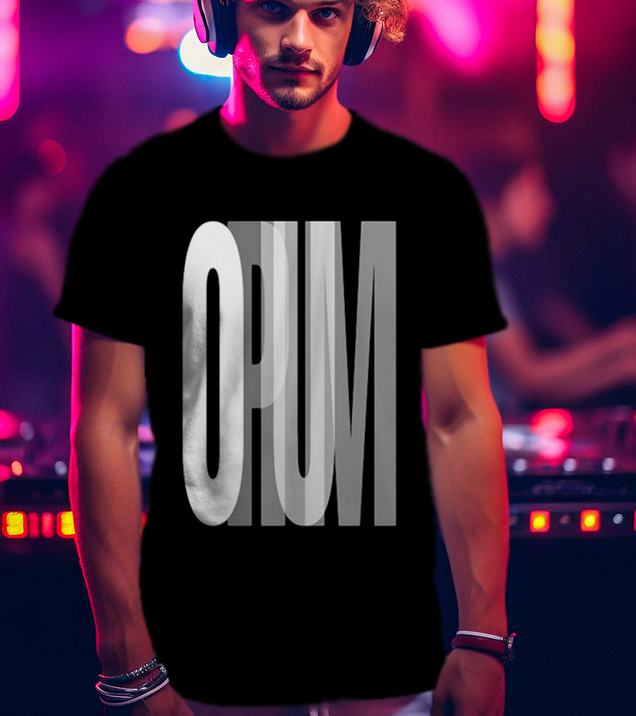 Opium Store Opium 00 Bold Text Optical Illusion T-Shirt