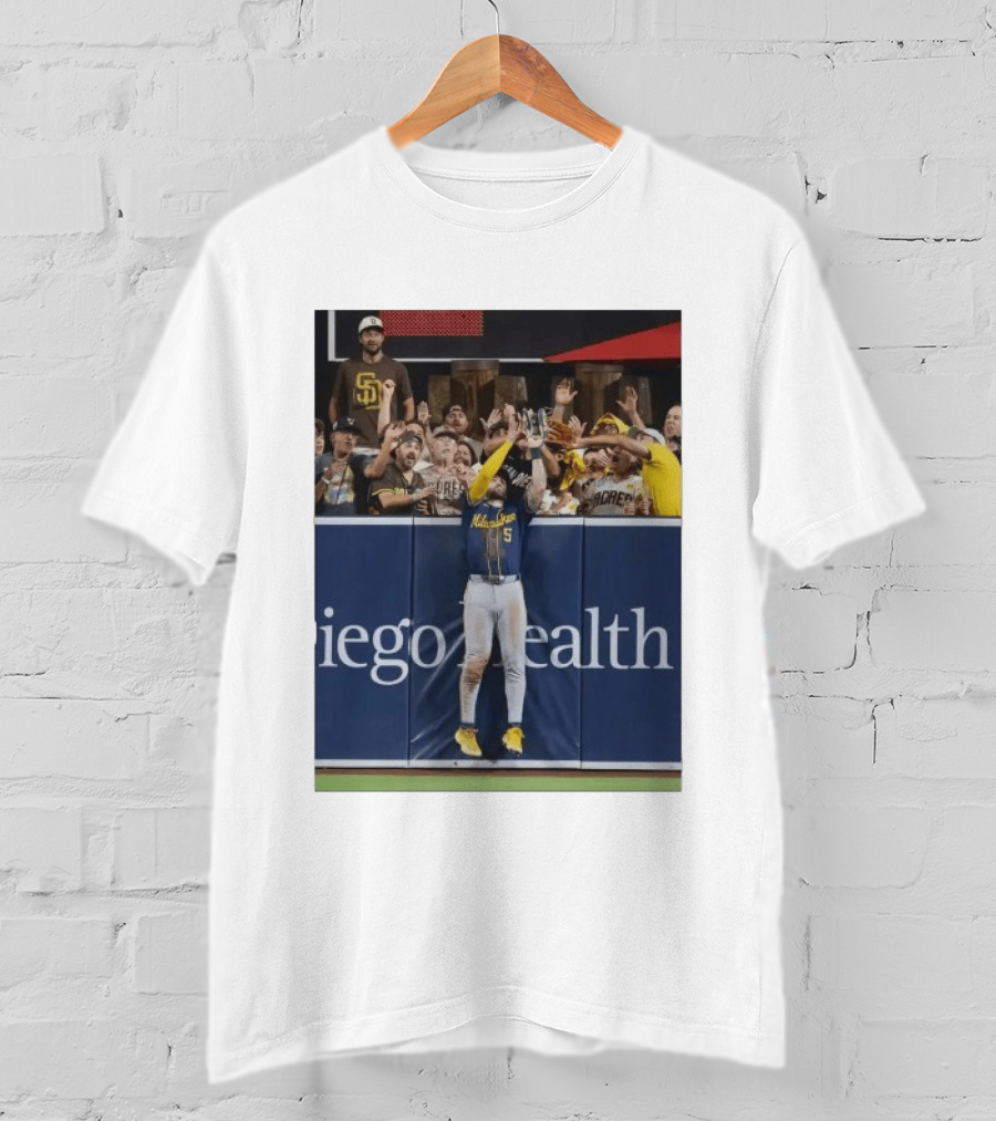 Milwaukee Brewers Garrett Mitchell Incredible Game Saving Catch Padres Fans T-Shirt
