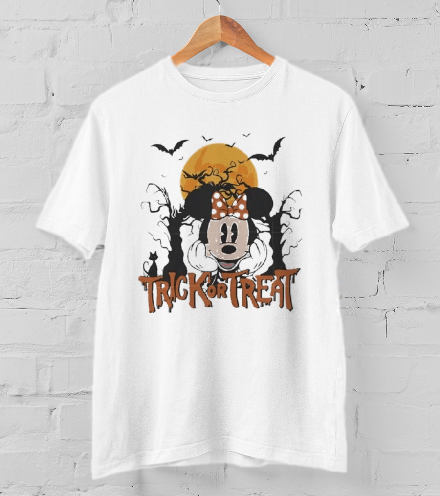 Minnie Mouse Halloween Trick Or Treat Bats And Orange Moon T-Shirt