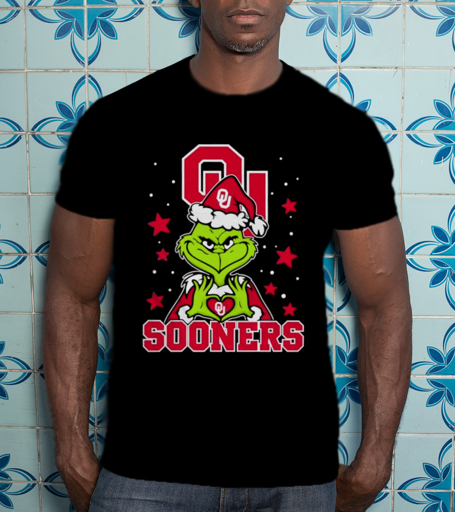 Oklahoma Sooners Grinch Christmas Heart Hands OU Santa Hat T-Shirt