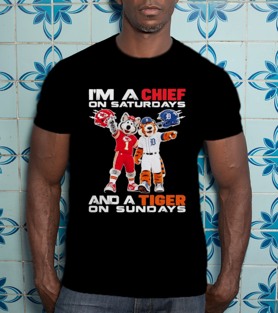 I'm A Chief On Saturdays And A Tiger On Sundays Sports Mascot Helmets T-Shirt