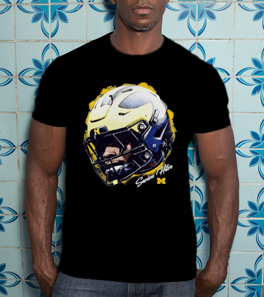 NCAA Football Michigan Wolverines Savion Hiter Game Face Helmet M T-Shirt