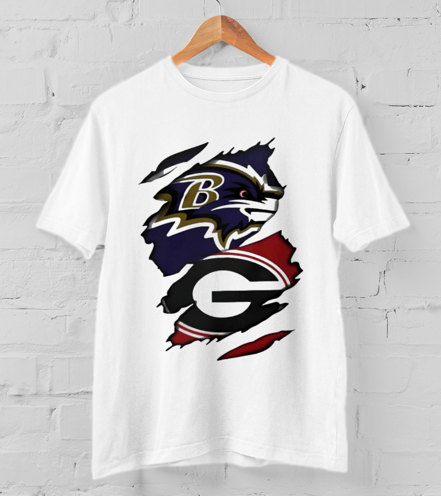 Baltimore Ravens Georgia Bulldogs Split Ripped Fabric T-Shirt