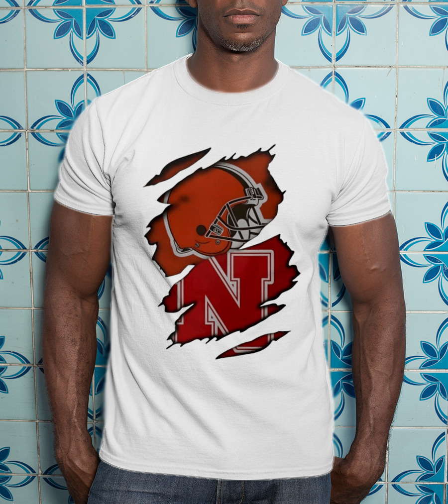 Cleveland Browns Football Helmet Nebraska Cornhuskers N Distressed T-Shirt