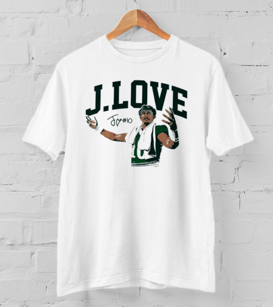 J Love Jordan Love Green Bay Packers Signature Pose T-Shirt