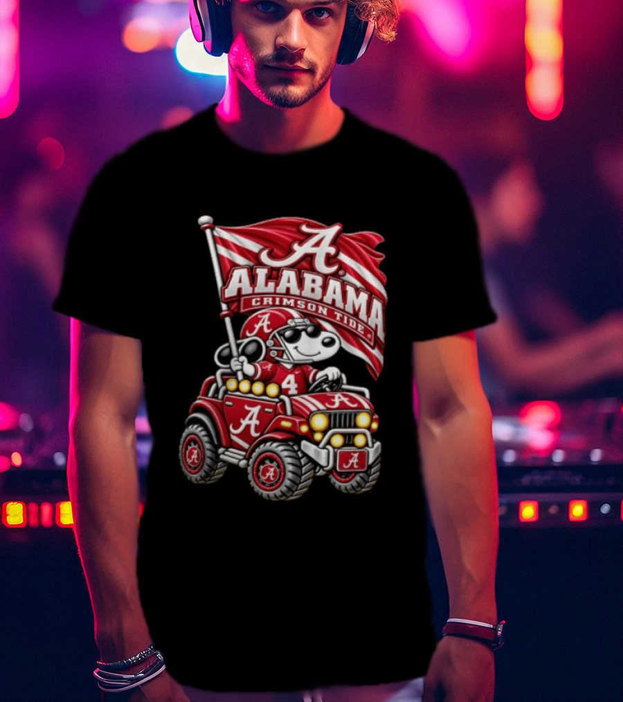 Alabama Crimson Tide NCAA Football Snoopy Driving Offroad Vehicle T-Shirt