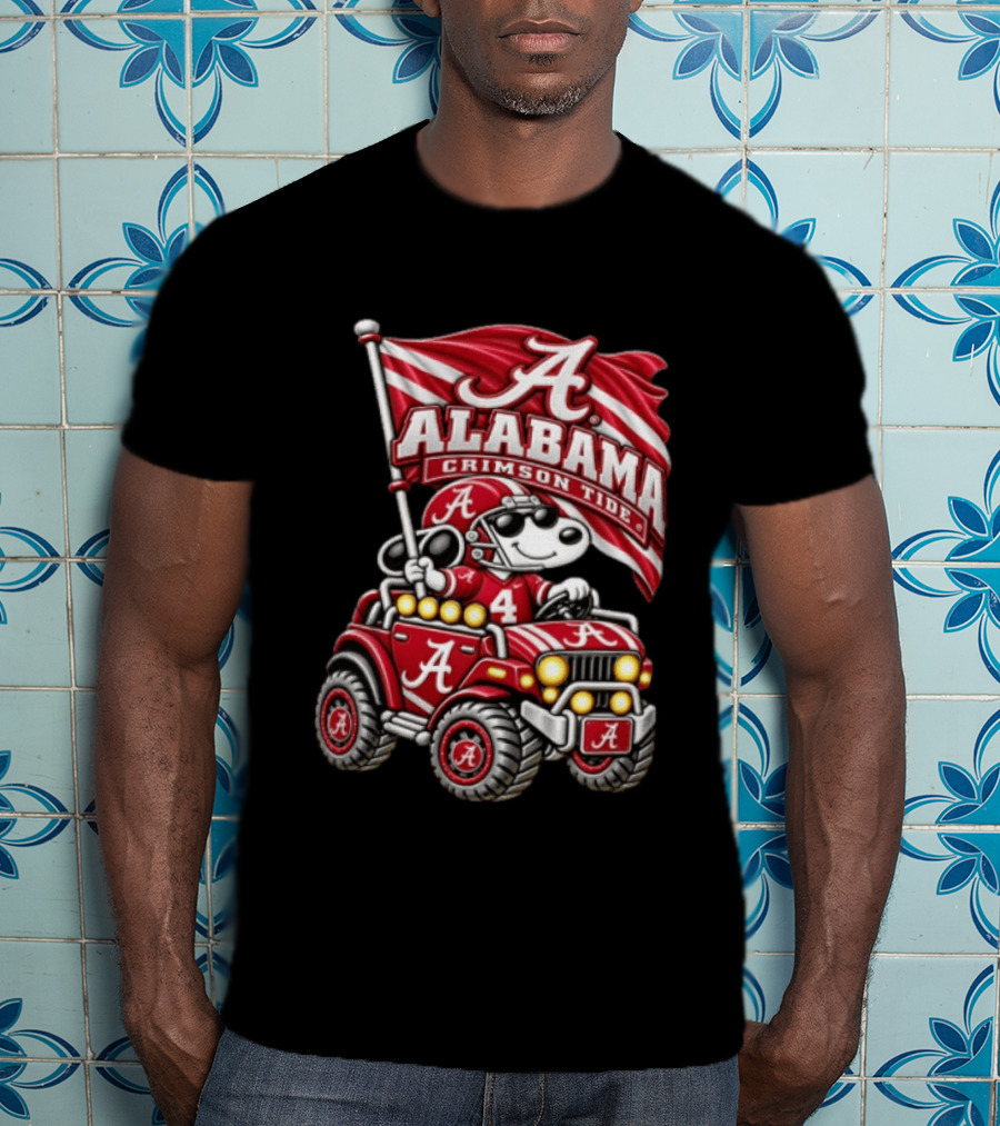 Alabama Crimson Tide NCAA Football Snoopy Driving Offroad Vehicle T-Shirt