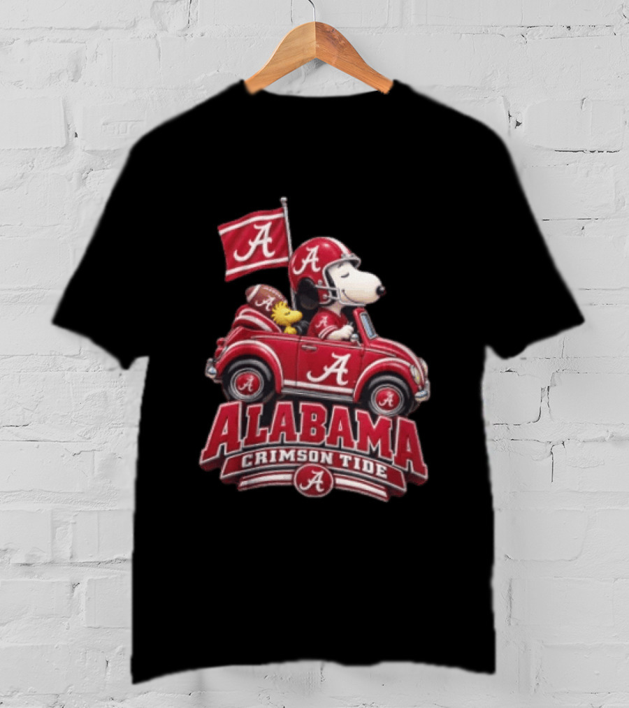 Alabama Crimson Tide Snoopy And Woodstock Driving Red Car T-Shirt