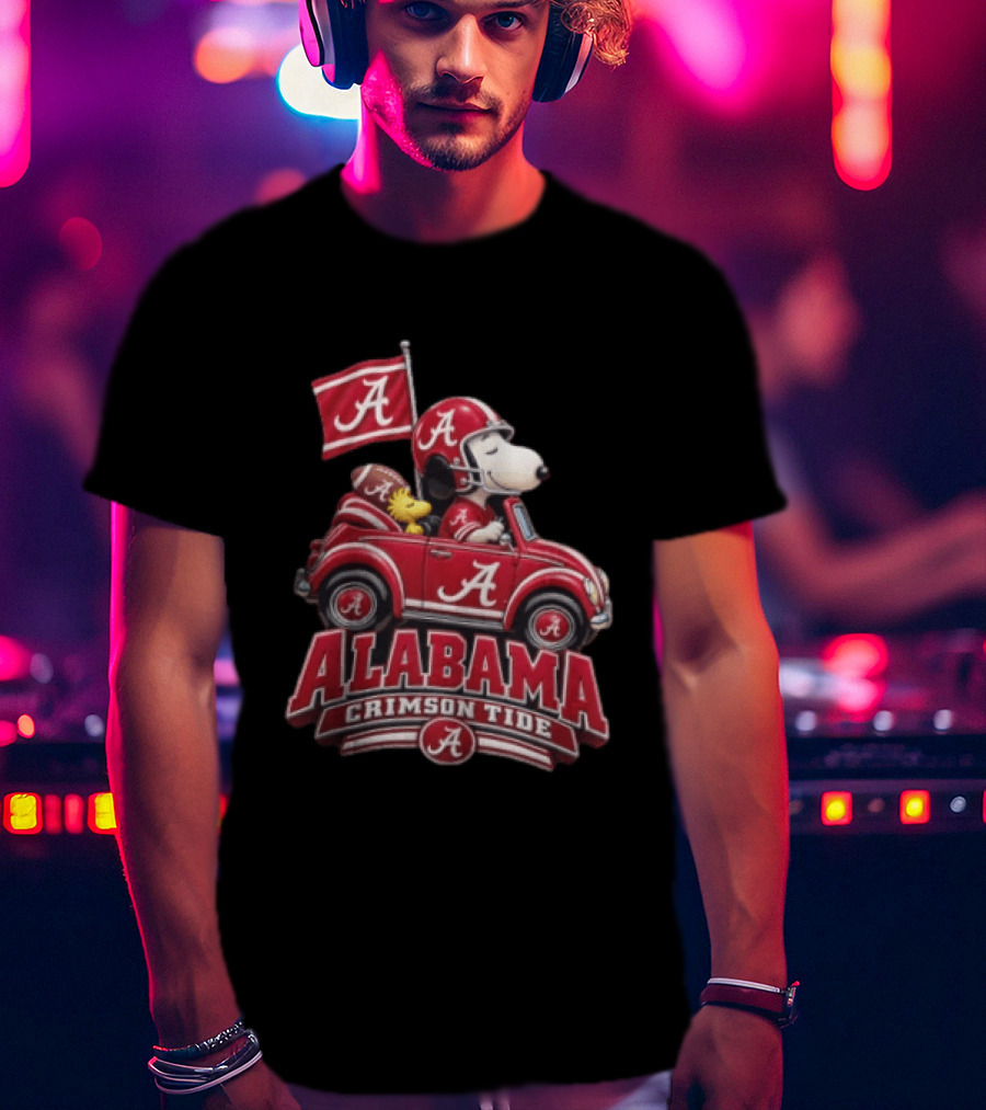 Alabama Crimson Tide Snoopy And Woodstock Driving Red Car T-Shirt