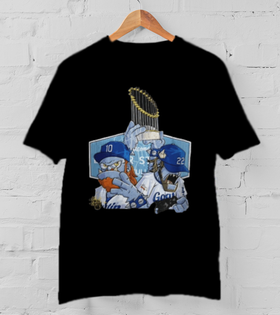 Los Angeles Dodgers Justin Turner Clayton Kershaw Blue Orcs Holding Trophy T-Shirt