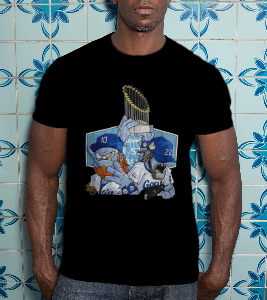 Los Angeles Dodgers Justin Turner Clayton Kershaw Blue Orcs Holding Trophy T-Shirt