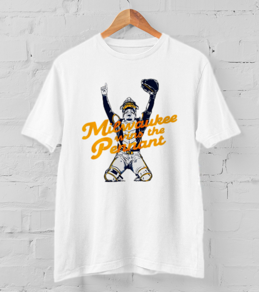 Milwaukee Wins The Pennant Celebration Catcher T-Shirt
