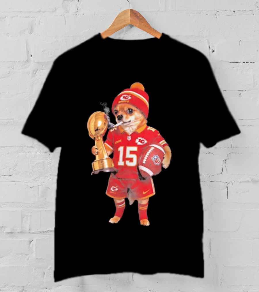 Kansas City Chiefs Chihuahua Trophy Smoking NFL Patrick Mahomes 15 T-Shirt