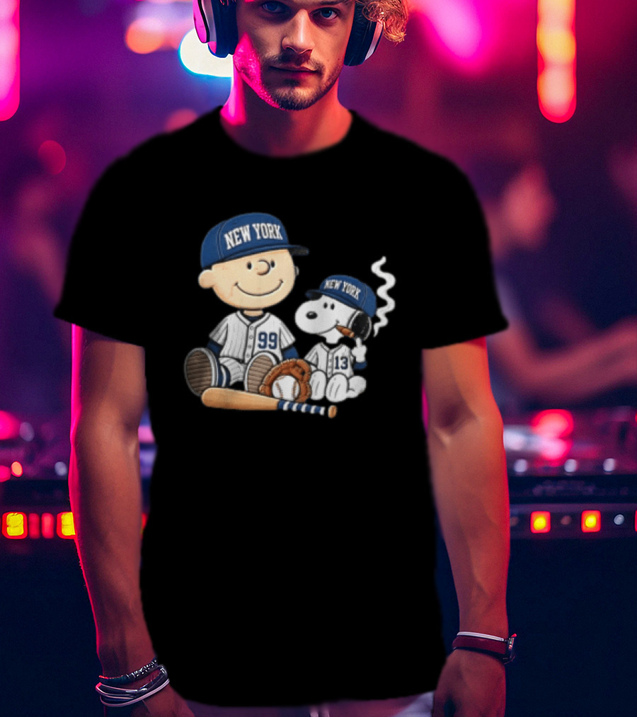 New York Yankees Charlie Brown Snoopy Baseball Uniforms Cigar T-Shirt