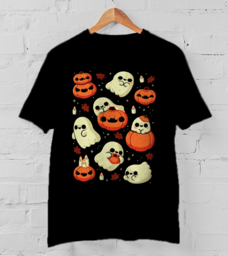Cute Halloween Ghosts With Pumpkin Faces And Stars T-Shirt