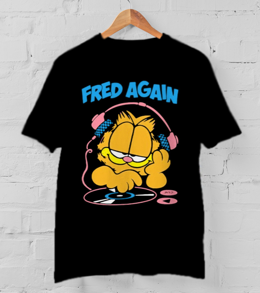 Fred Again DJ Cartoon Cat With Headphones T-Shirt