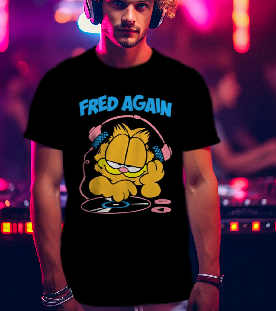 Fred Again DJ Cartoon Cat With Headphones T-Shirt