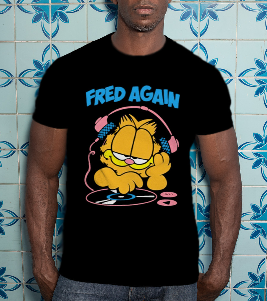 Fred Again DJ Cartoon Cat With Headphones T-Shirt