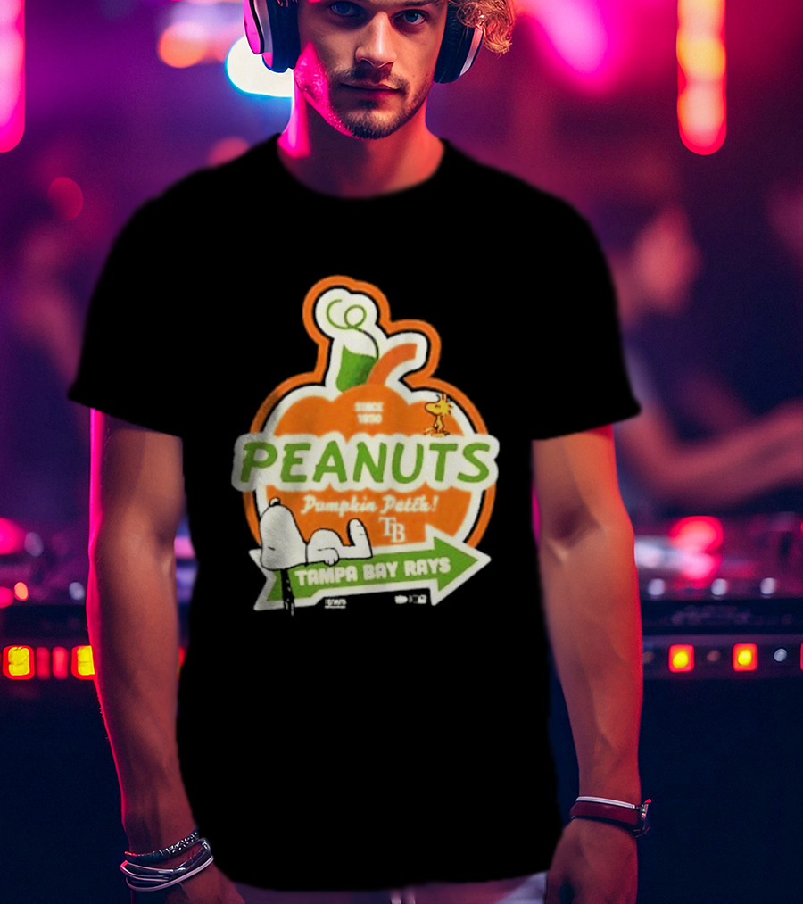 Tampa Bay Rays Peanuts Pumpkin Patch Since 1950 T-Shirt