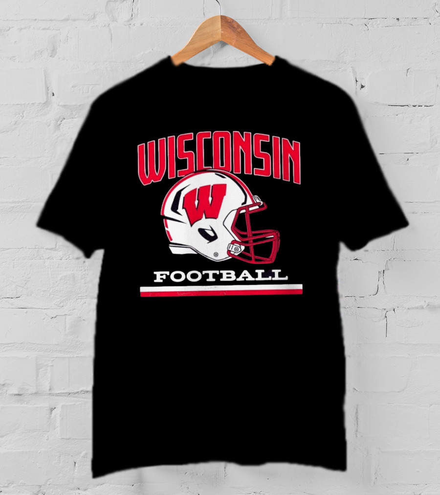 Wisconsin Football Helmet W T-Shirt